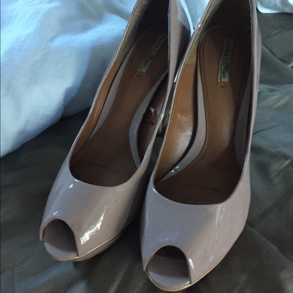 Zara Basic collection nude platform pump, sz 41